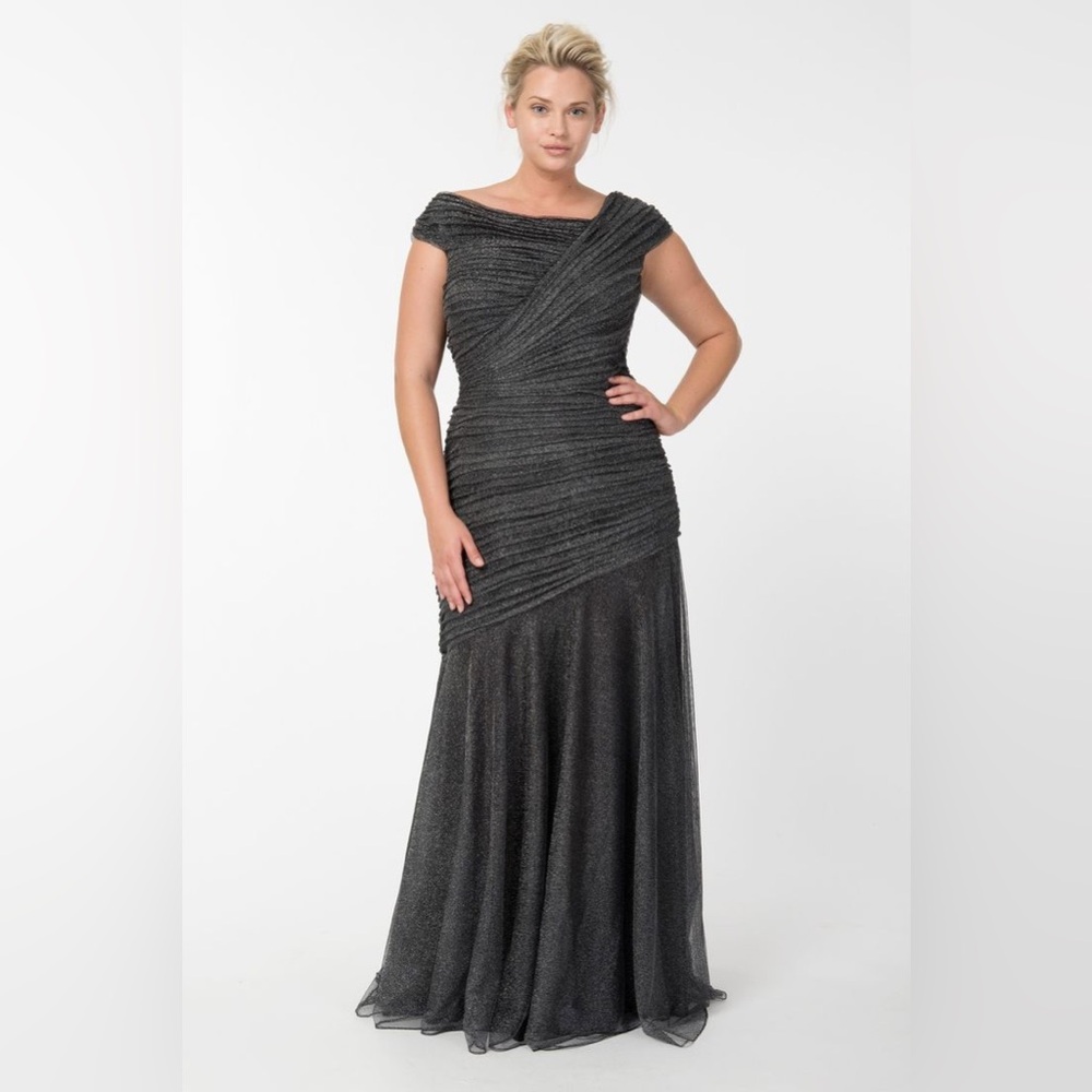 Tadashi Shoji Pleated Metallic Trumpet Gown in Black